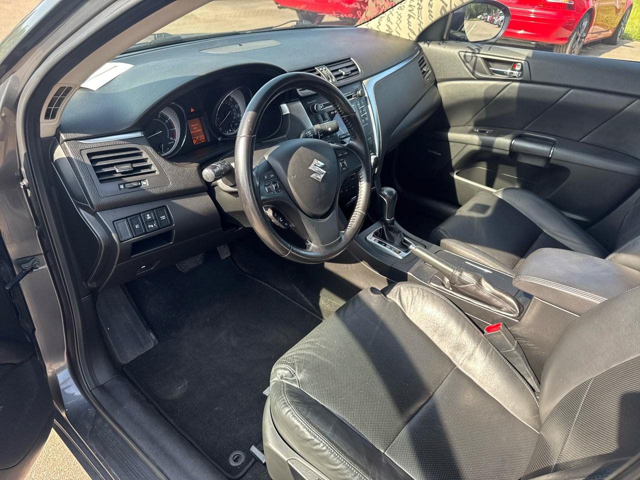 Used 2010 Suzuki Kizashi SLS AWD/4WD image 9