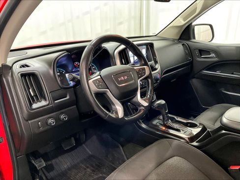 Used 2017 GMC Canyon SLE w/ SLE Convenience Package image 8