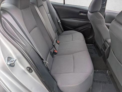 Used 2021 Toyota Corolla LE w/ Carpet Mat Package (TMS) image 17