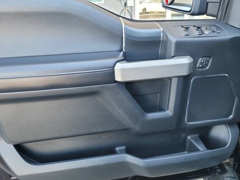 Used 2020 Ford F150 Lariat AWD/4WD image 16