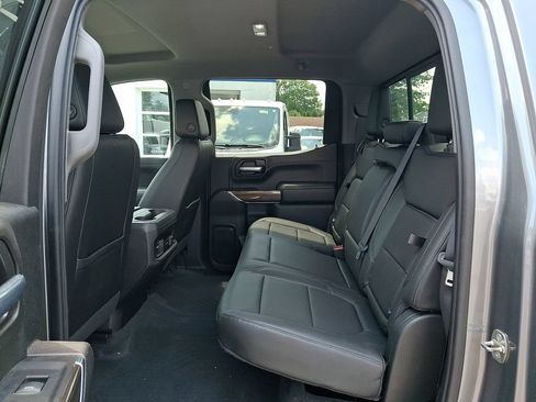 Used 2020 Chevrolet Silverado 1500 RST AWD/4WD image 10