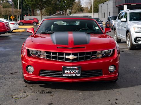 Used 2013 Chevrolet Camaro SS w/ RS Package RWD image 3
