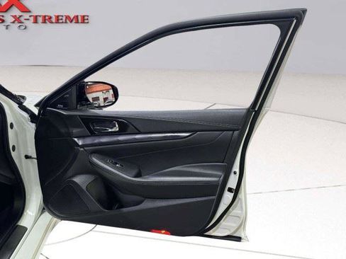 Used 2019 Nissan Maxima Platinum w/ Illumination Package FWD image 40