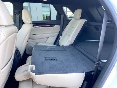 Certified 2018 Cadillac XT5 Premium Luxury FWD image 15