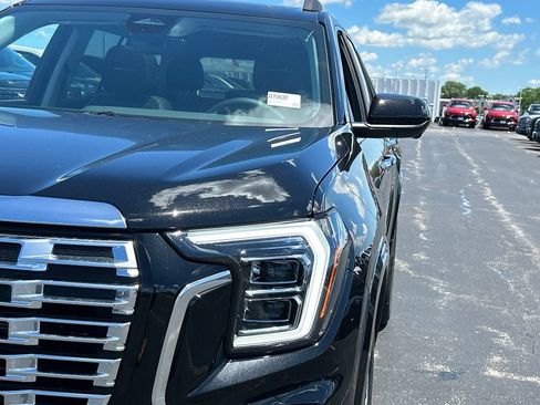 New 2026 GMC Terrain Denali AWD/4WD image 12