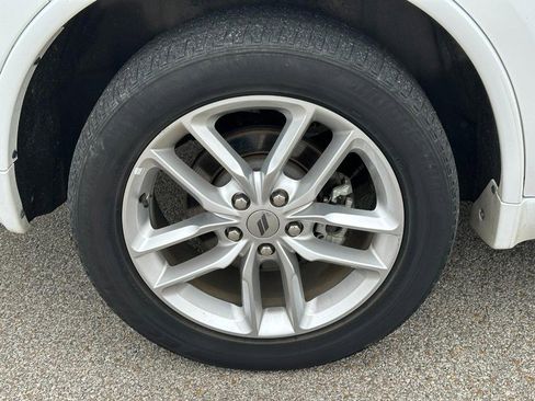 Used 2023 Dodge Durango GT image 7