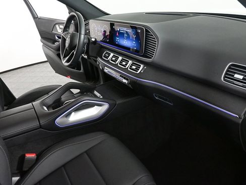 Certified 2025 Mercedes-Benz GLE 450 4MATIC image 23