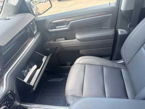 New 2026 Chevrolet Silverado 1500 RST w/ Redline Edition AWD/4WD image 24