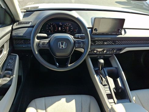 Certified 2025 Honda Accord LX image 11