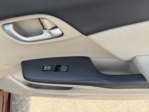 Used 2013 Honda Civic LX image 17