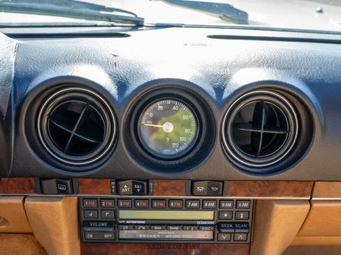 Used 1988 Mercedes-Benz 560 SL image 44