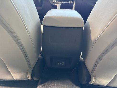 Used 2025 Hyundai Sonata SE image 13