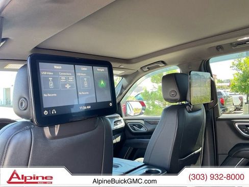 Used 2021 Chevrolet Tahoe Z71 w/ Z71 Off-Road Package AWD/4WD image 24