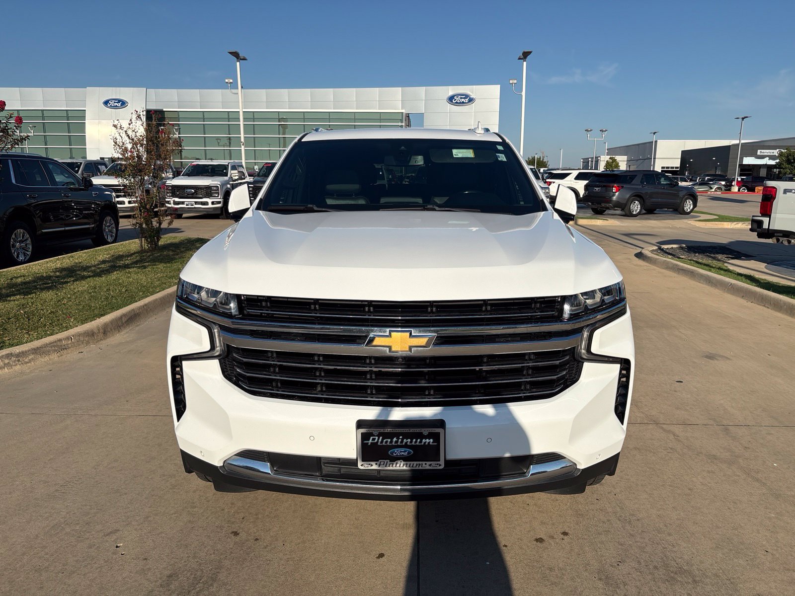 Used 2022 Chevrolet Tahoe LT w/ Luxury Package RWD image 9