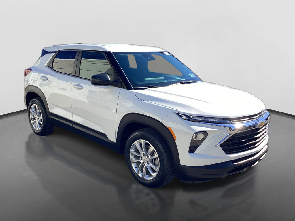 Used 2025 Chevrolet TrailBlazer LS w/ LS Convenience Package FWD image 3