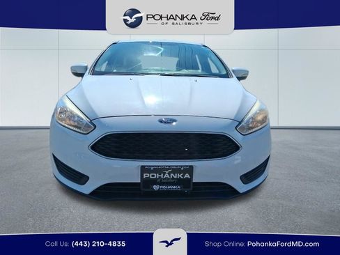 Used 2016 Ford Focus SE image 2
