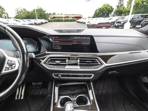 Used 2021 BMW X7 M50i w/ Executive Package AWD/4WD image 33