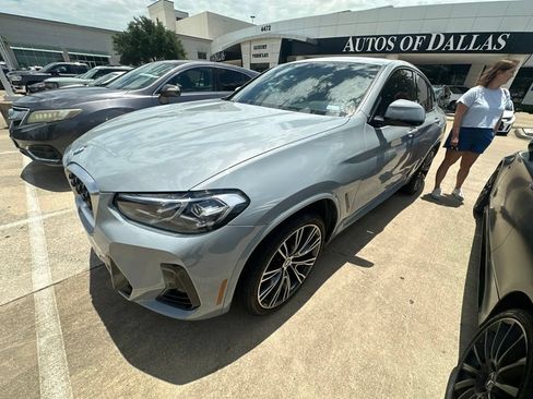 Used 2022 BMW X4 xDrive30i w/ M Sport Package 2 AWD/4WD image 8