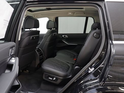 New 2026 BMW X7 xDrive40i image 14