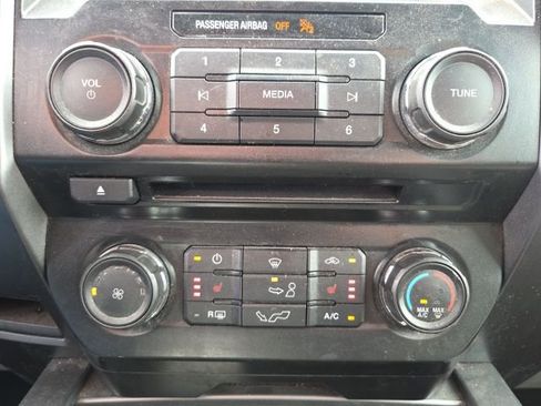 Used 2016 Ford F150 XLT w/ Equipment Group 302A Luxury image 29