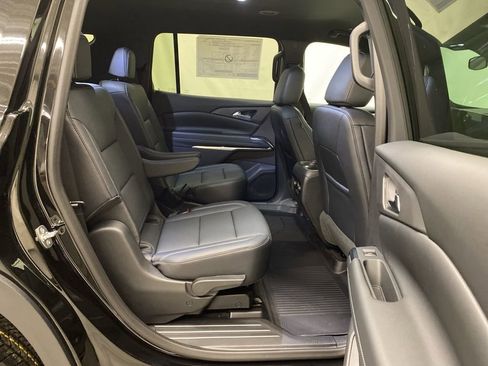 New 2026 Chevrolet Traverse LT w/ LPO, Floor Liner Package image 17