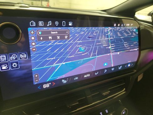 New 2025 Chevrolet Equinox EV RS image 19