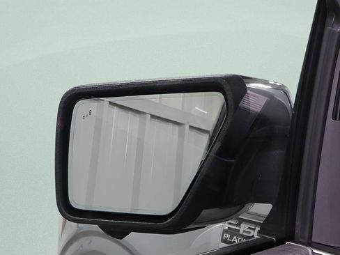 Used 2023 Ford F150 Platinum AWD/4WD image 24