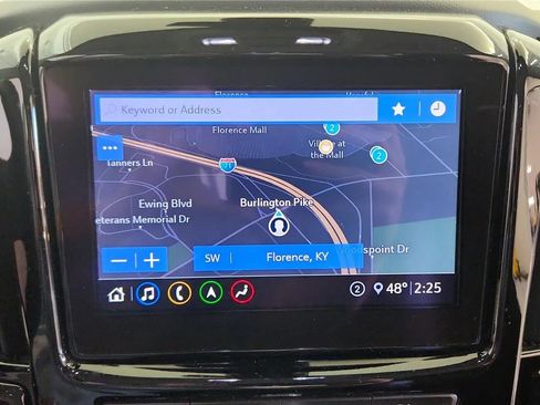 Used 2020 Chevrolet Traverse RS image 28