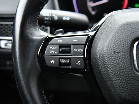 Used 2025 Honda Civic Sport image 29