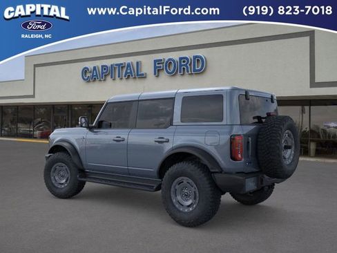 New 2025 Ford Bronco Outer Banks w/ Sasquatch Package image 4
