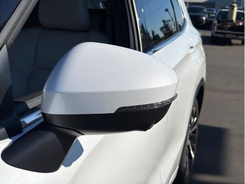 Used 2023 Mitsubishi Outlander SEL image 30