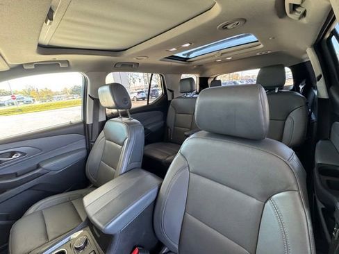 Used 2019 Chevrolet Traverse Premier w/ Driver Confidence II Package image 14