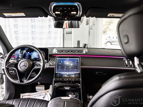 Used 2022 Mercedes-Benz S 500 4MATIC w/ AMG Line Package image 34