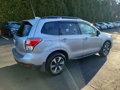 Used 2018 Subaru Forester 2.5i Limited image 7