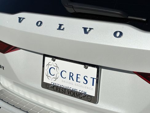 New 2026 Volvo V60 B5 Cross Country Ultra w/ Protection Package Premier image 7