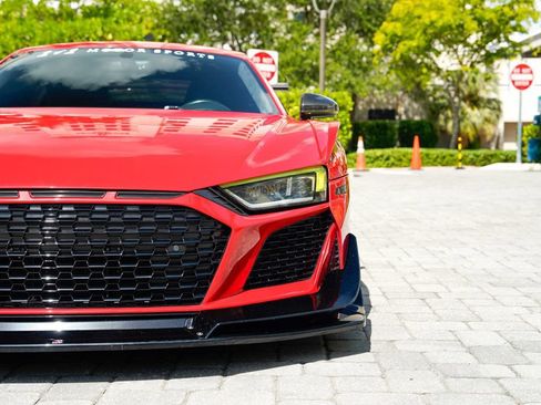 Used 2017 Audi R8 V10 plus w/ 20" Wheel Package AWD/4WD image 5