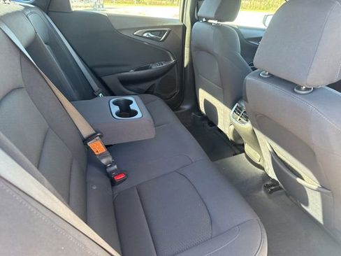Used 2024 Chevrolet Malibu LT FWD image 20