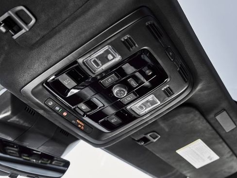 Used 2026 Cadillac Escalade V AWD/4WD image 95
