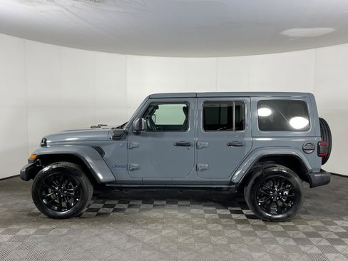 Used 2025 Jeep Wrangler Sahara w/ Safety Group image 3