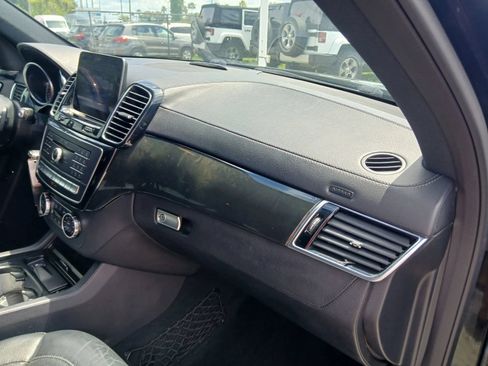 Used 2018 Mercedes-Benz GLE 43 AMG 4MATIC image 18