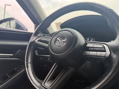 Used 2023 MAZDA MAZDA3 s image 25