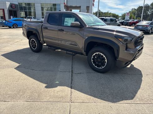 New 2026 Toyota Tacoma TRD Off-Road image 9