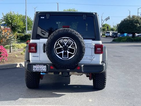 Used 2024 Jeep Wrangler Unlimited Rubicon 4xe AWD/4WD image 8
