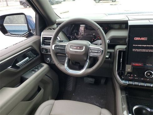 New 2026 GMC Yukon Elevation image 13