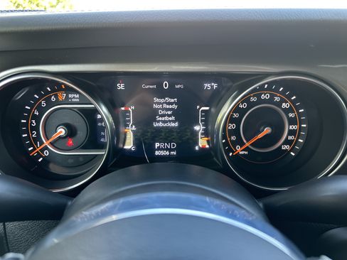 Used 2020 Jeep Wrangler Unlimited Sahara AWD/4WD image 24