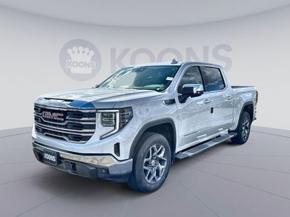 New 2026 GMC Sierra 1500 SLT w/ SLT Premium Package