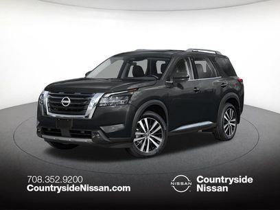 Used 2025 Nissan Pathfinder Platinum w/ Cargo Package