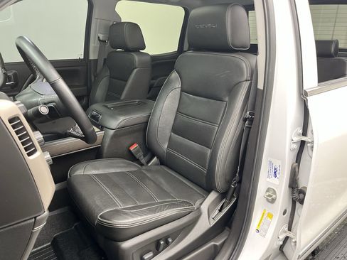 Used 2018 GMC Sierra 1500 Denali w/ Denali Ultimate Package image 11