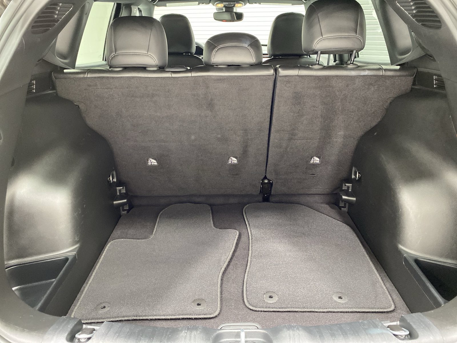 Used 2025 Jeep Compass Limited AWD/4WD image 22
