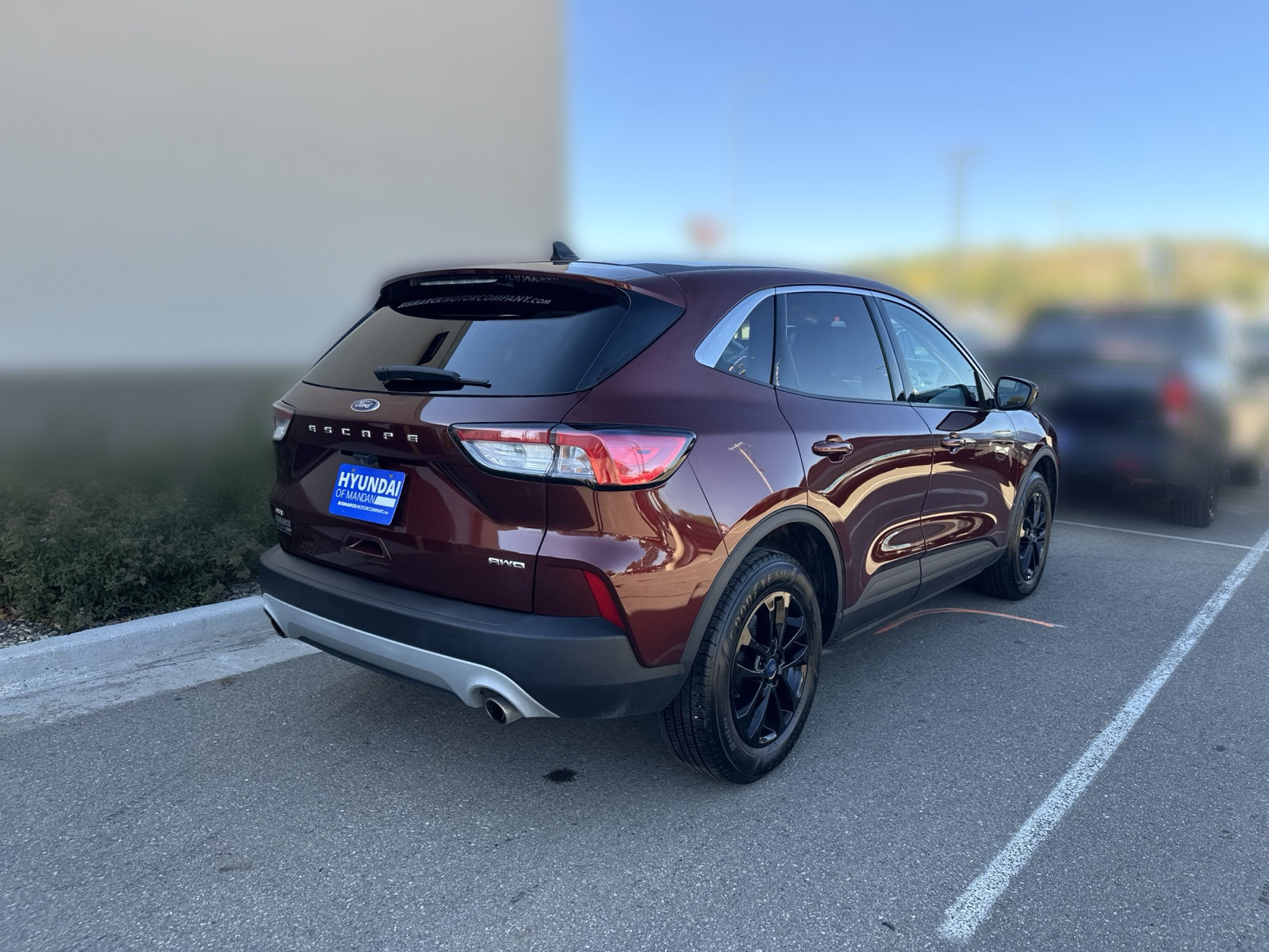 Used 2021 Ford Escape SE w/ Convenience Package AWD/4WD image 3